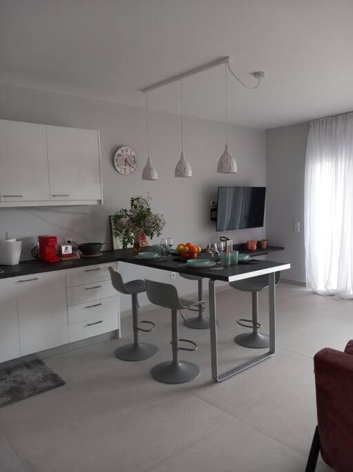 Gesyl Apartment تولو المظهر الخارجي الصورة
